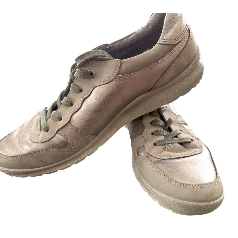 ECCO Gold Metallic Leather Lace Up Sneakers Womens‎ Size 42 comfort walking